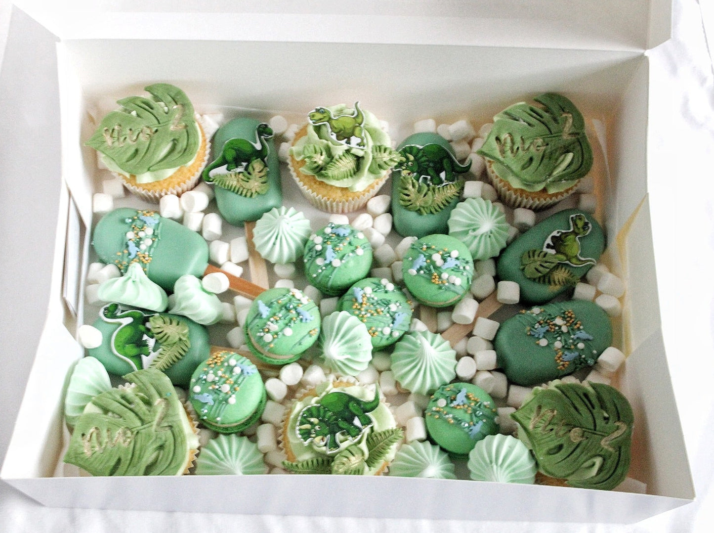 Thema sweetbox (met bento taart of cupcakes)