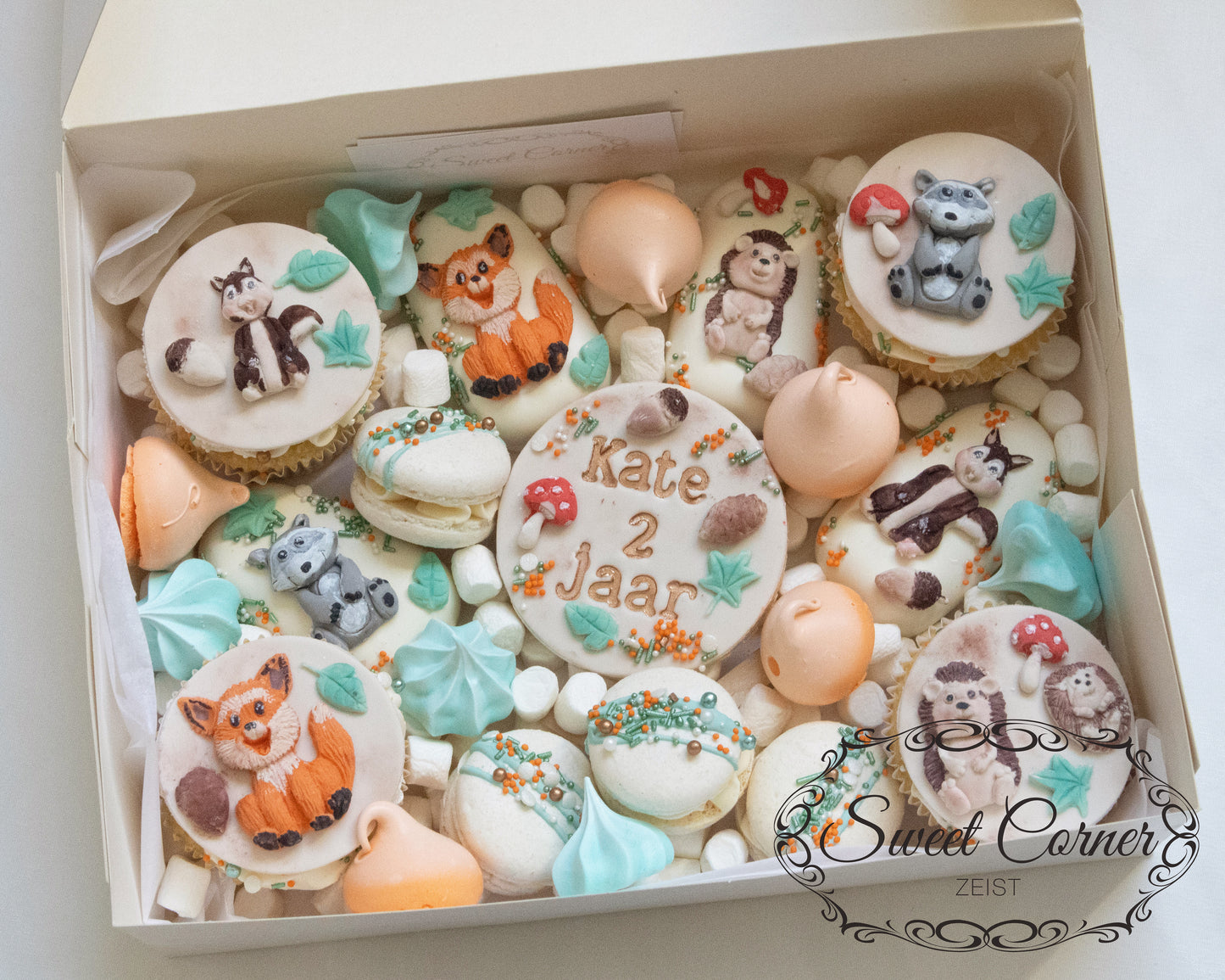 Thema sweetbox (met bento taart of cupcakes)