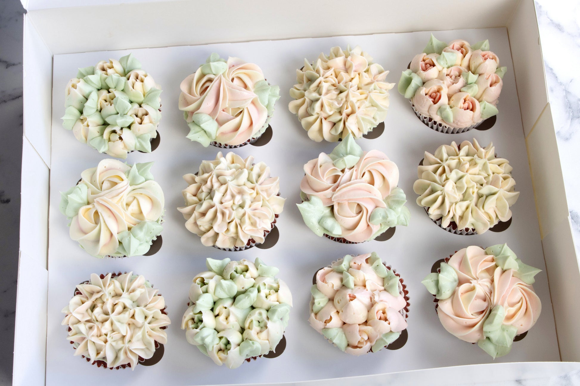 bloemen cupcakes bestellen bezorgen Zeist Utrecht Driebergen Doorn Bunnik Huis ter Heide Bosch en Duin